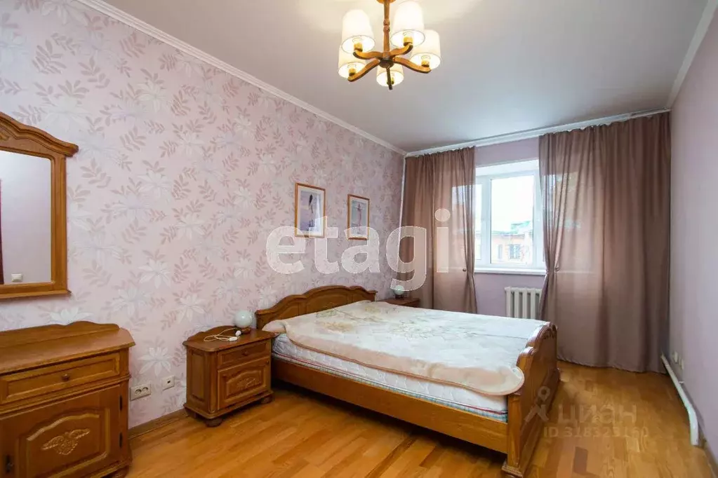 3-к кв. Ульяновская область, Ульяновск пер. 2-й Мира, 26 (100.0 м) - Фото 0