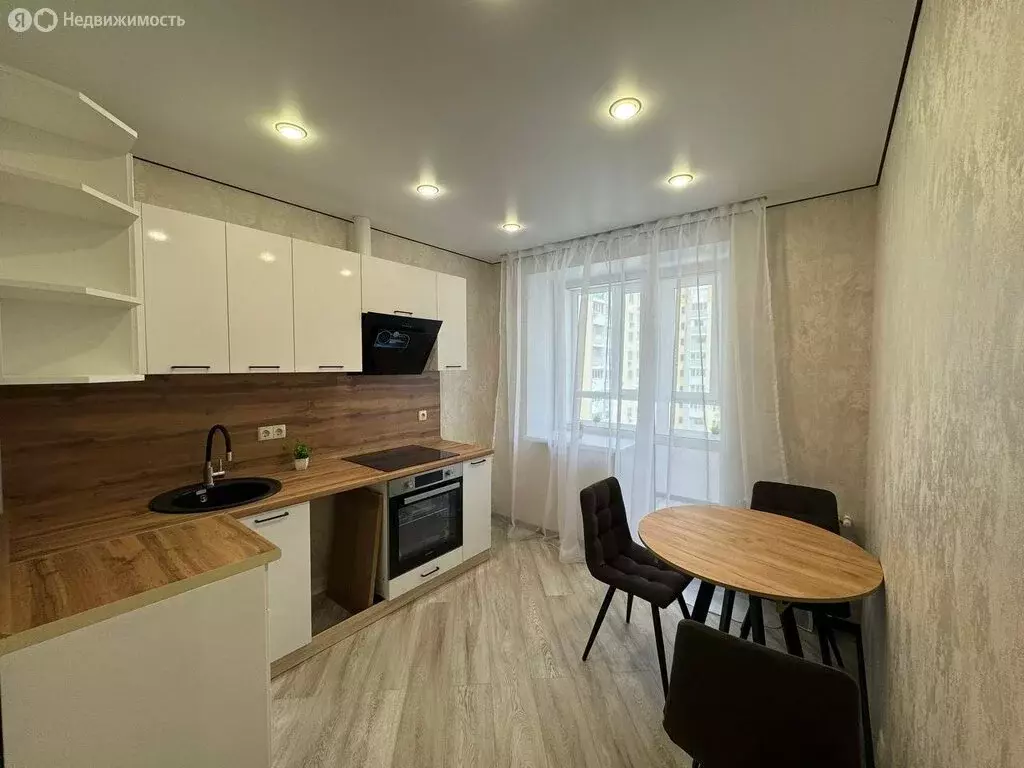 1-комнатная квартира: Саратов, улица имени Николая Сдобнова, 7 (37.5 ... - Фото 2