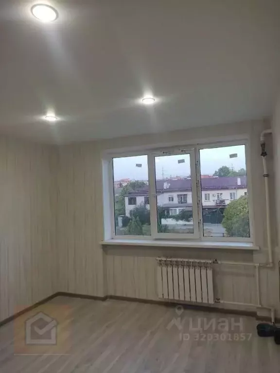 Комната Севастополь ул. Героев Подводников, 8 (13.5 м) - Фото 0