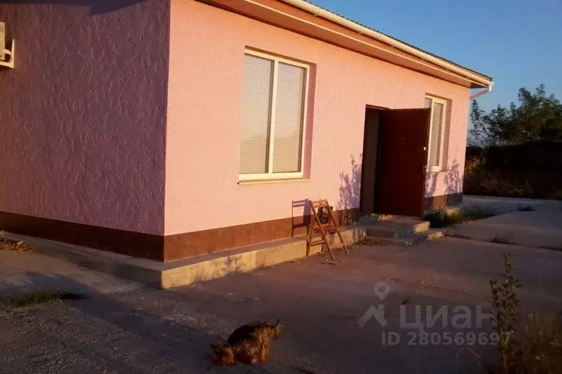 Дом в Крым, Сакский район, Уютненское с/пос, Орбита СПК ул. Садовая, ... - Фото 0