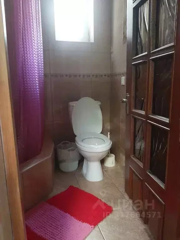 Комната Краснодарский край, Сочи Светлана мкр, ул. Джигитская, 6 - Фото 0