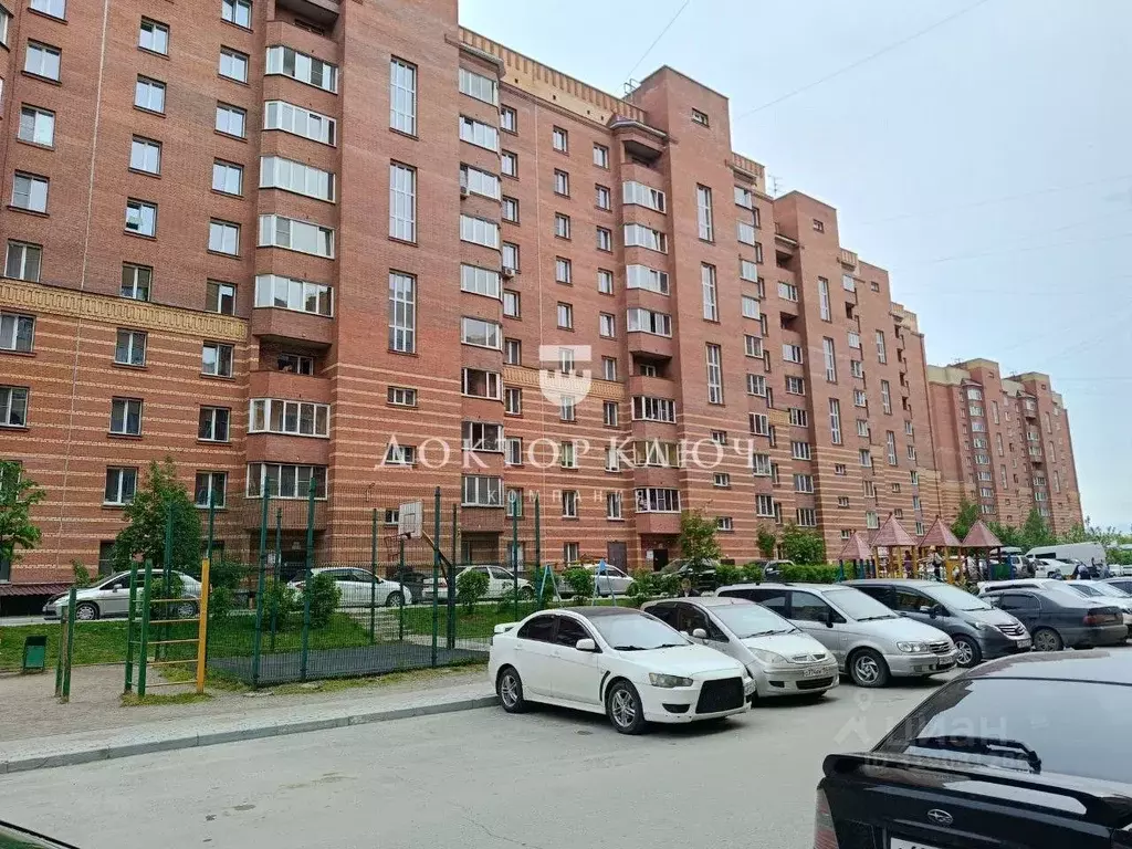 3-к кв. Новосибирская область, Новосибирск Первомайская ул., 234 (76.1 ... - Фото 0
