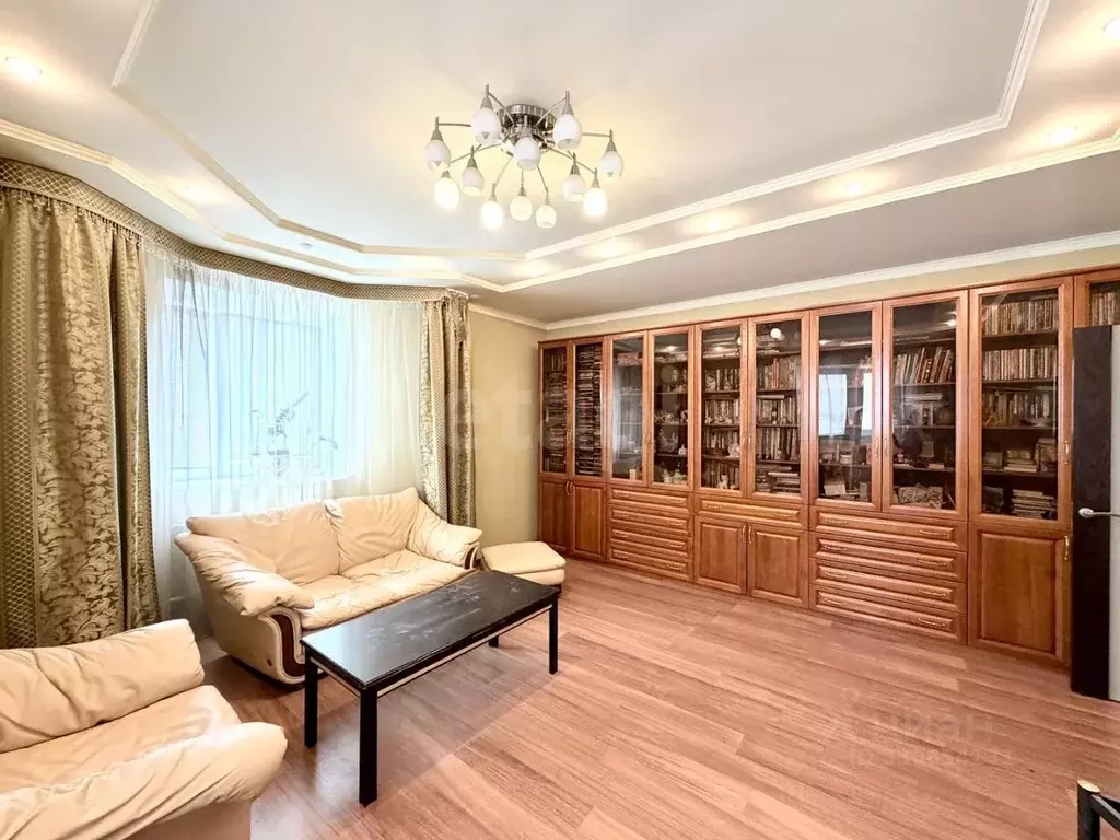 3-к кв. Липецкая область, Липецк ул. Бунина, 15 (104.5 м) - Фото 0