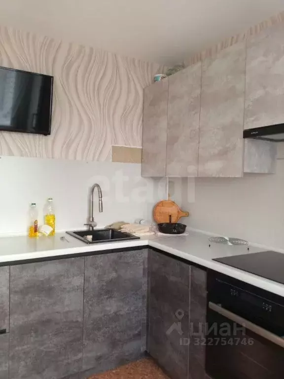 1-к кв. Свердловская область, Талица Песчаная ул., 20 (46.6 м) - Фото 1