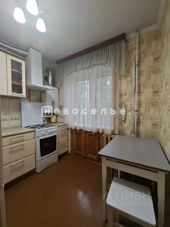 2-к кв. Рязанская область, Рязань ул. Дзержинского, 64 (42.2 м) - Фото 0