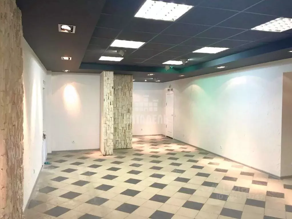 Торговая площадь в Воронежская область, Воронеж ул. Фридриха Энгельса, ... - Фото 1