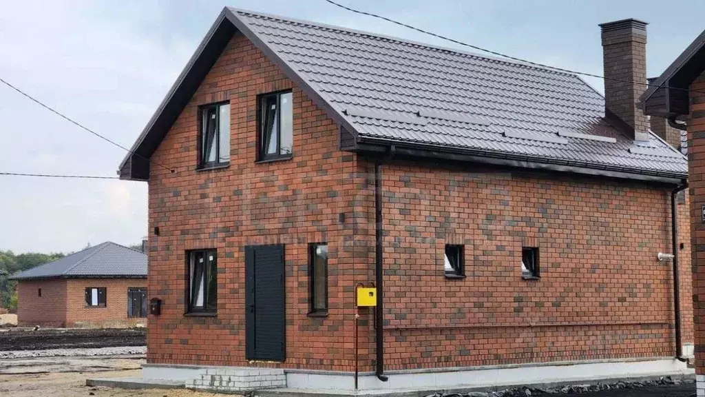 Дом в Воронежская область, с. Новая Усмань ул. Октябрьская, 89В/9 (100 ... - Фото 0