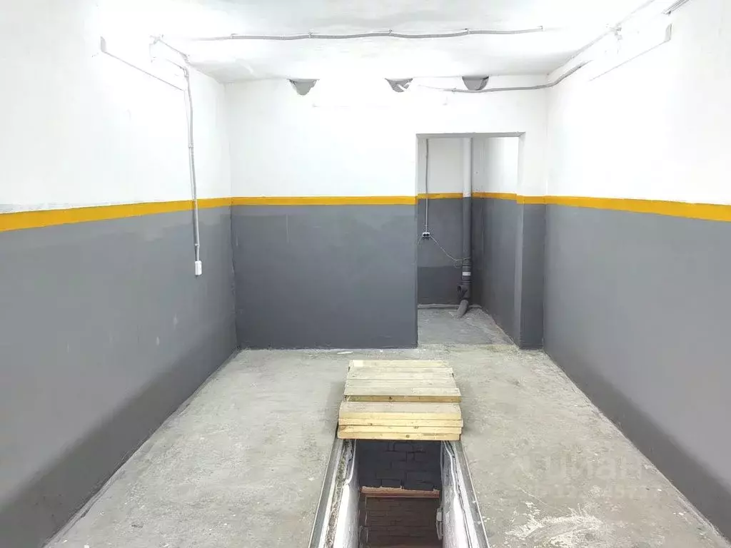 Гараж в Красноярский край, Красноярск 9 Мая ул., 21Г (28 м) - Фото 1