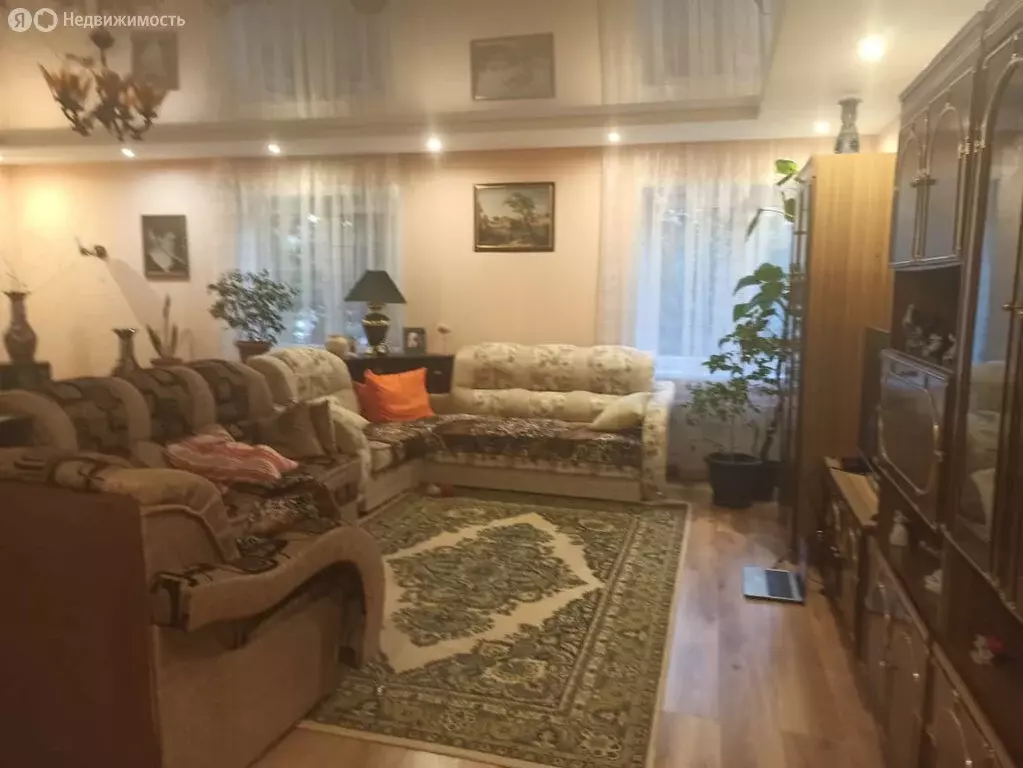 Дом в посёлок Краснофлотский, улица Куйбышева (216 м) - Фото 0