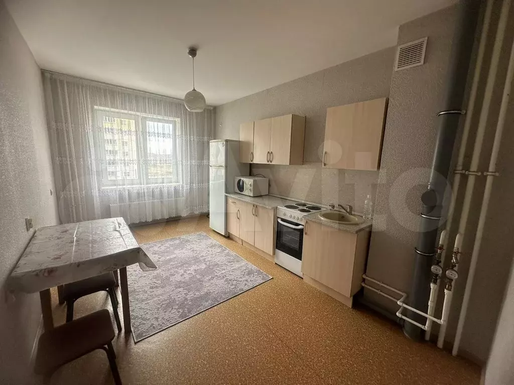 1-к. квартира, 39 м, 4/9 эт. - Фото 1