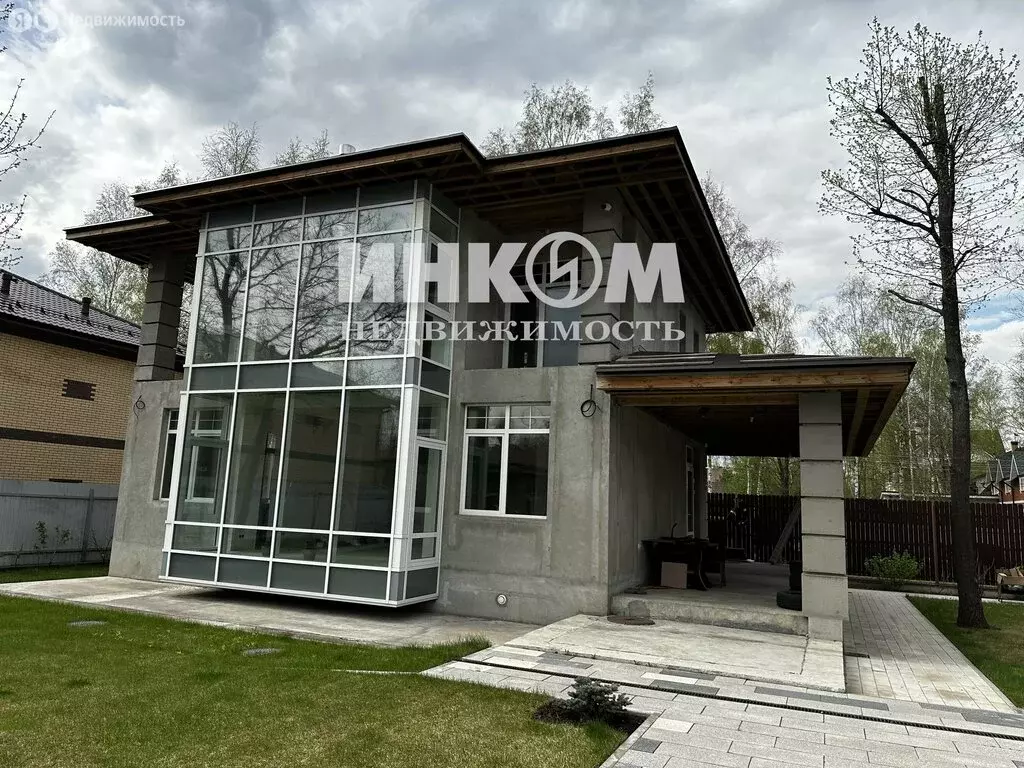 Дом в деревня Ватутинки, СНТ Искра-3, Тихая улица, 358 (350 м) - Фото 0