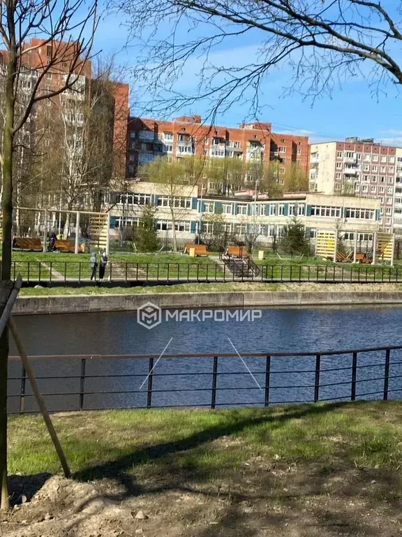 Комната 13,2 м в 8-к., 10/15 эт. - Фото 0