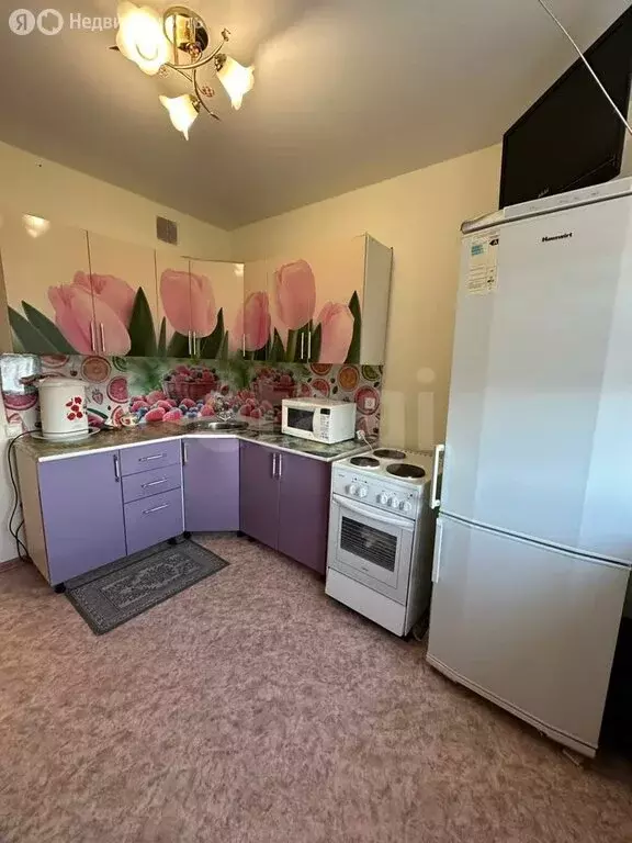 1-комнатная квартира: Ялуторовск, улица Свободы, 164к2 (33.7 м) - Фото 2