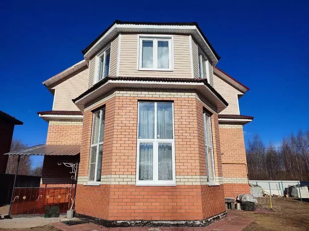 Дом в Ярославская область, Некрасовское рп ул. Чистые пруды, 3 (250 м) - Фото 2