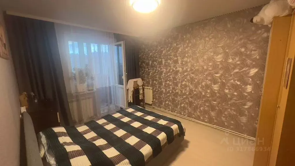 3-к кв. Белгородская область, Белгород ул. Есенина, 44 (71.0 м) - Фото 1
