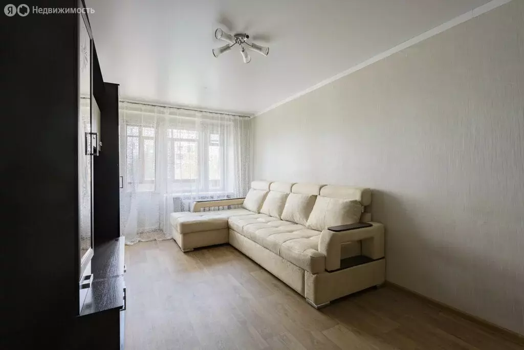 1-комнатная квартира: Казань, улица Николая Ершова, 55Б (33 м) - Фото 1