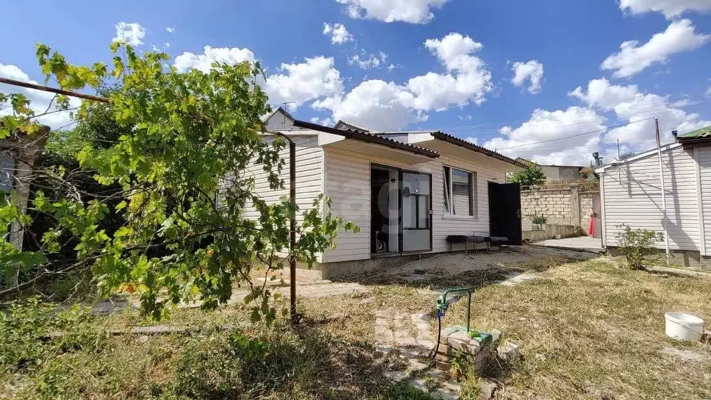 Дом в Крым, Феодосия ул. Панова (60 м) - Фото 1