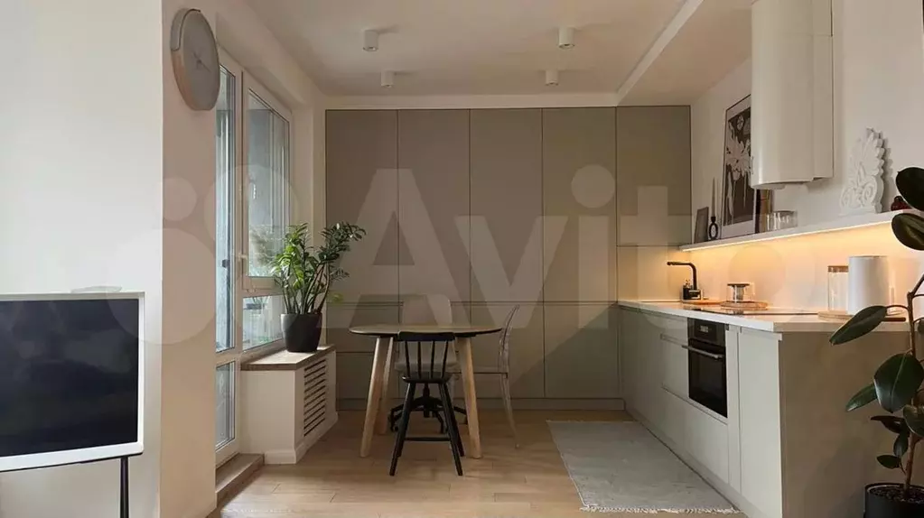 2-к. квартира, 60 м, 18/24 эт. - Фото 1