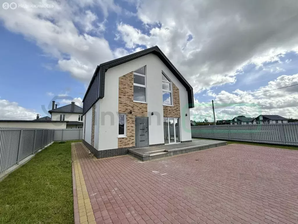 Дом в Калининградская область, Гурьевский муниципальный округ, посёлок ... - Фото 1