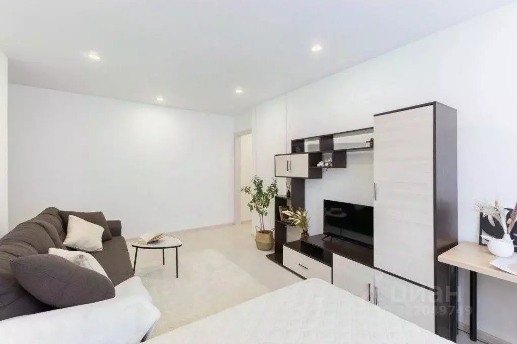 3-к кв. Татарстан, Казань ул. Хади Такташа, 89 (59.0 м) - Фото 1