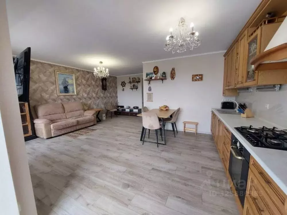 3-к кв. Ставропольский край, Кисловодск Аджарская ул. (78.0 м) - Фото 1