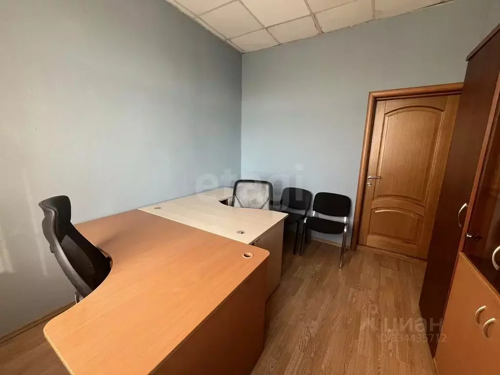 Офис в Тюменская область, Тюмень ул. 50 лет Октября, 101А (11 м) - Фото 1