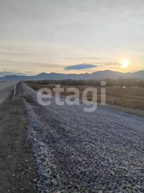 Участок в Бурятия, Тарбагатайский район, Саянтуйское с/пос, с. ... - Фото 2