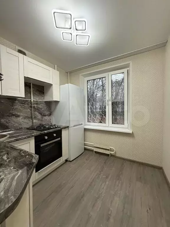 3-к. квартира, 58 м, 1/9 эт. - Фото 1