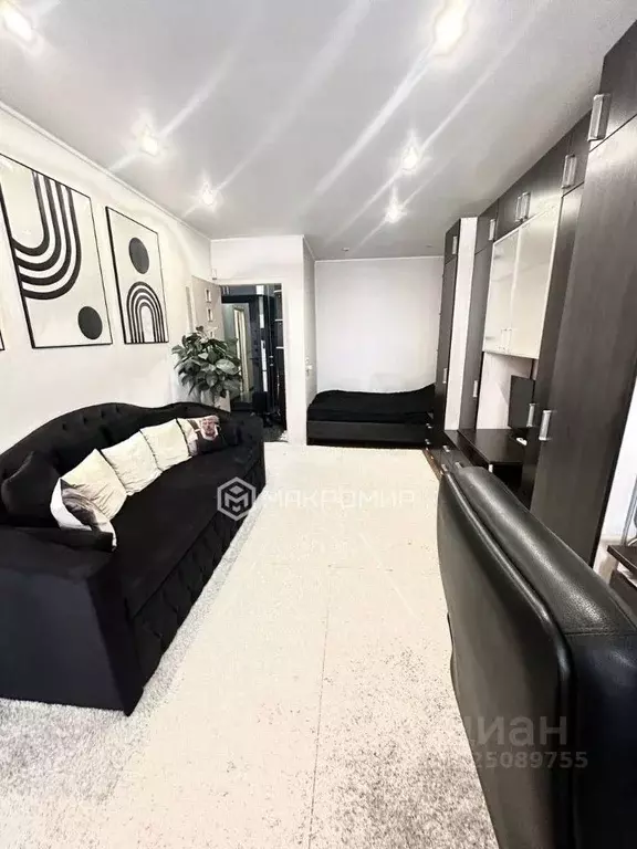 1-к кв. Челябинская область, Челябинск ул. Володарского, 32 (35.2 м) - Фото 1