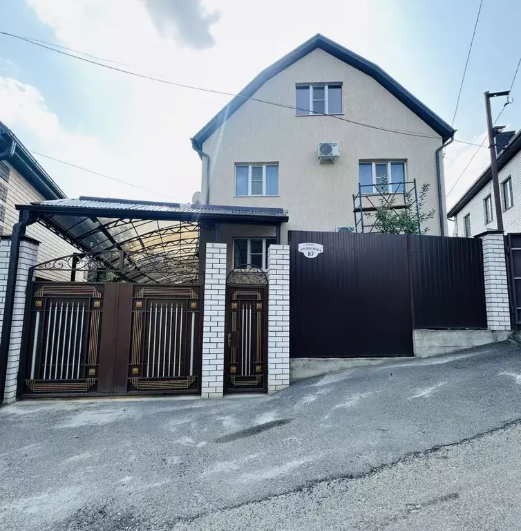 Дом в Ставропольский край, Ставрополь № 8 мкр, пер. Ростовский, 2А ... - Фото 1