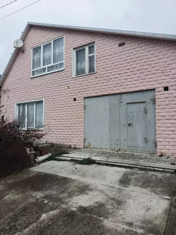 Дом в Белгородская область, Белгородский район, Головинское с/пос, с. ... - Фото 1