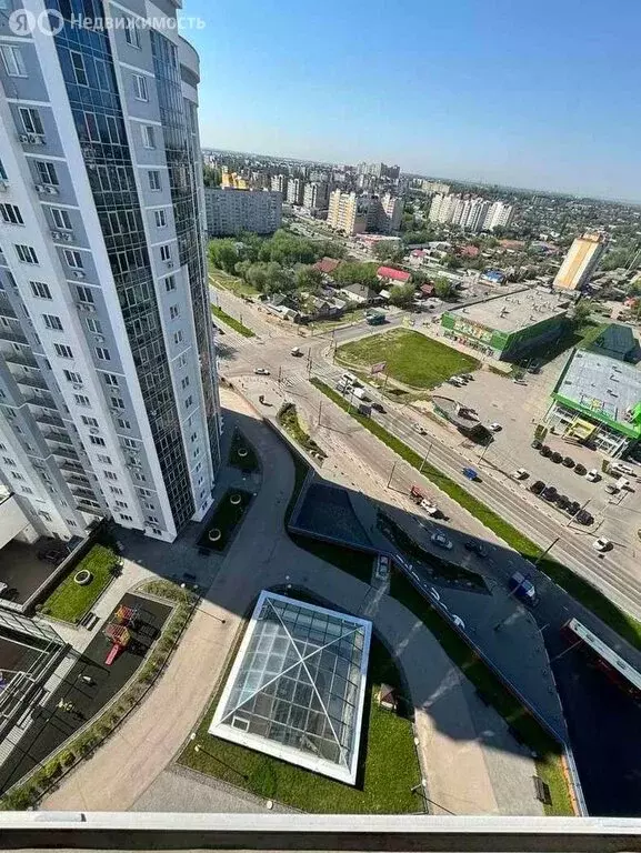 2-комнатная квартира: Энгельс, улица Тельмана, 25 (80 м) - Фото 1