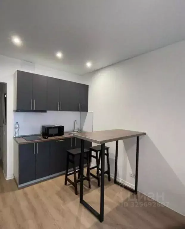 1-к кв. Москва Большая Очаковская ул., 2к3 (20.0 м) - Фото 0