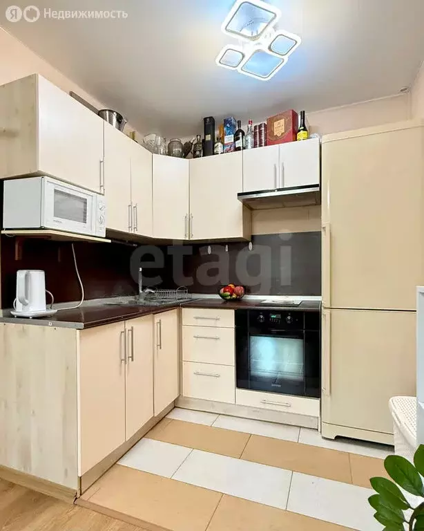 1-комнатная квартира: Тюмень, улица Щербакова, 140 (34.4 м) - Фото 0