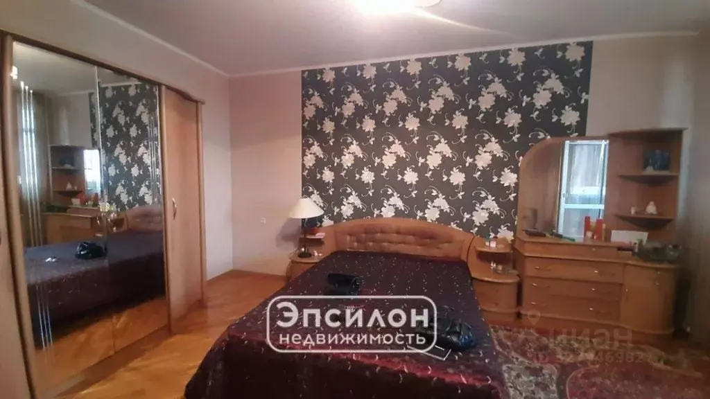 3-к кв. Курская область, Курск Хуторская ул., 11 (88.1 м) - Фото 1