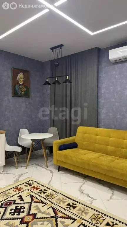 3-комнатная квартира: Тюмень, улица Ленина, 63 (73.7 м) - Фото 1