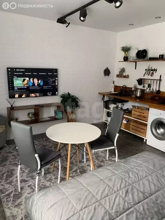 Квартира-студия: Новый Уренгой, район Южная Жилая Часть, микрорайон ... - Фото 1