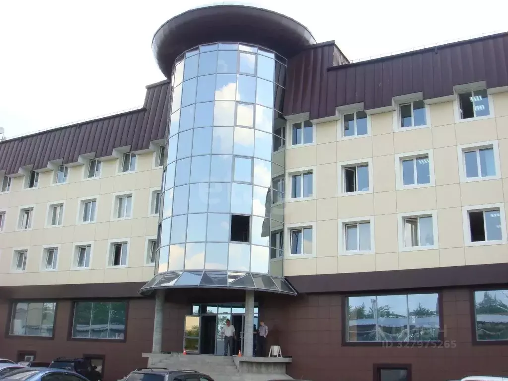 Помещение свободного назначения в Тюменская область, Тюмень ул. 30 лет ... - Фото 1