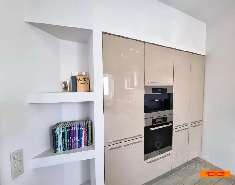 4-к кв. Новосибирская область, Новосибирск ул. Кирова, 44/2 (138.0 м) - Фото 1