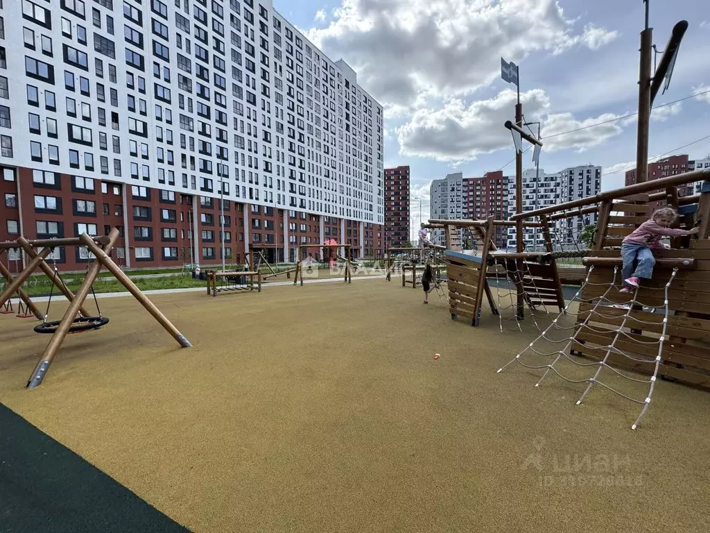 2-к кв. Ленинградская область, Мурино Всеволожский район, ул. Шоссе в ... - Фото 0