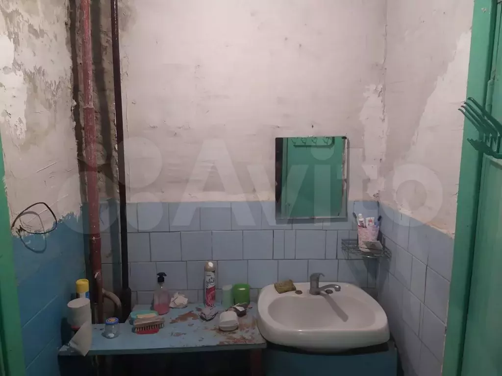 Комната 12,8м в 1-к, 4/5эт. - Фото 0