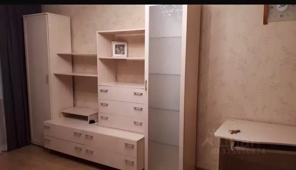 2-к кв. Крым, Симферополь ул. Молодых Подпольщиков, 8 (53.2 м) - Фото 2