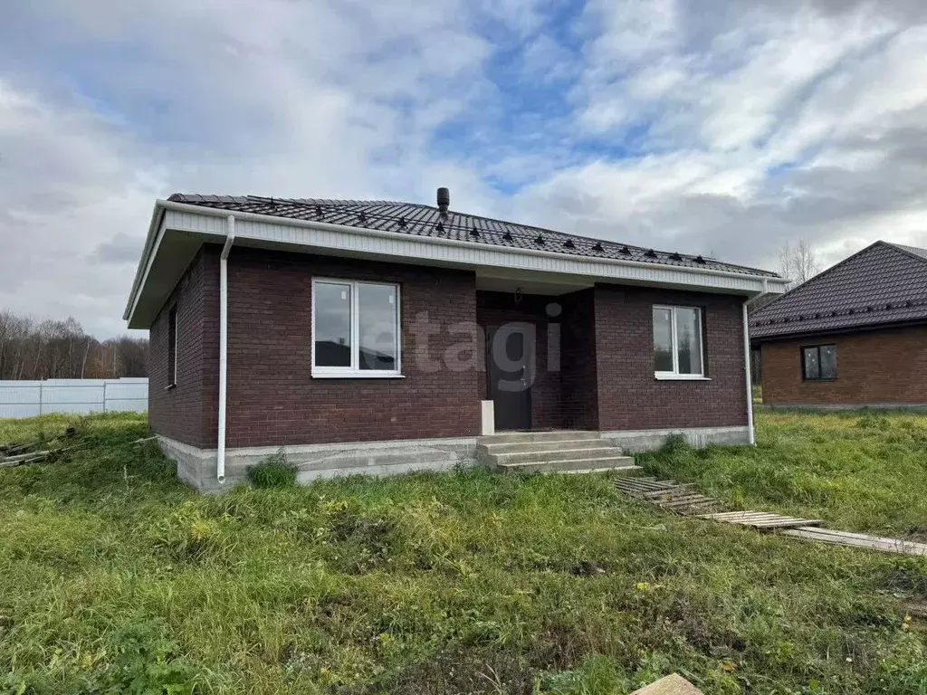 Дом в Тульская область, Тула городской округ, д. Горюшино  (100 м) - Фото 1