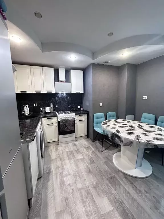 2-к кв. Саратовская область, Саратов ул. Имени Н.М. Скоморохова, 23 ... - Фото 0
