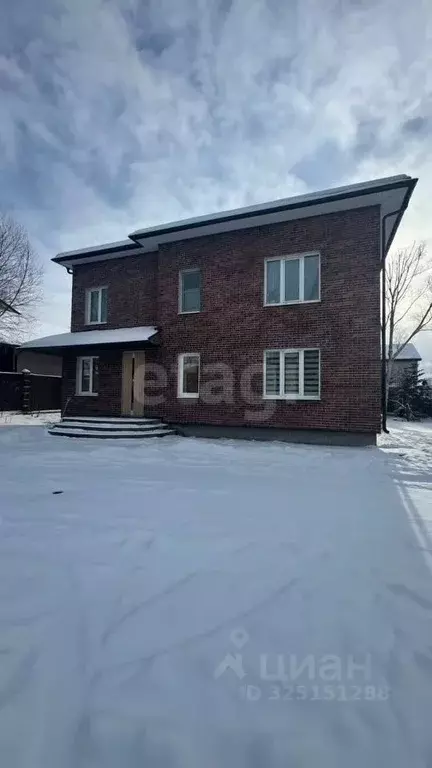 Дом в Сахалинская область, Южно-Сахалинск ул. Садовая аллея, 7 (262 м) - Фото 1