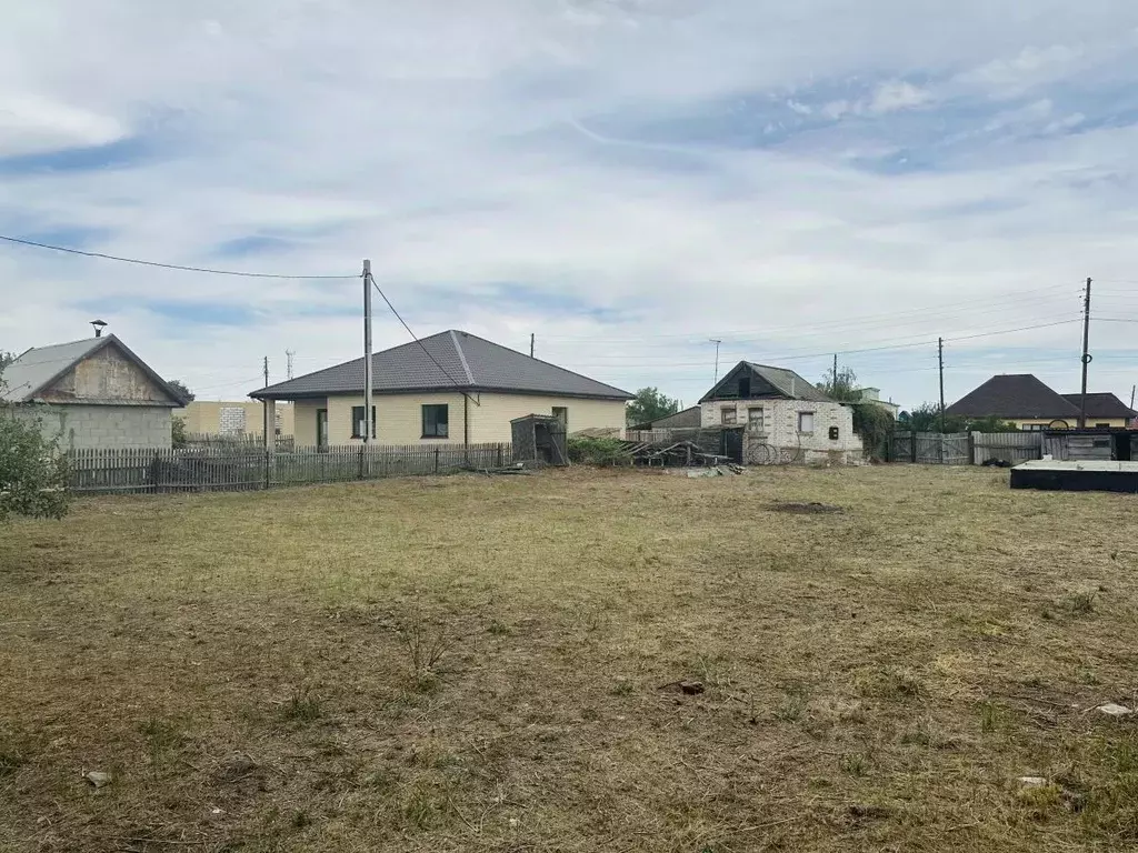 Участок в Волгоградская область, Среднеахтубинский район, Фрунзенское ... - Фото 1