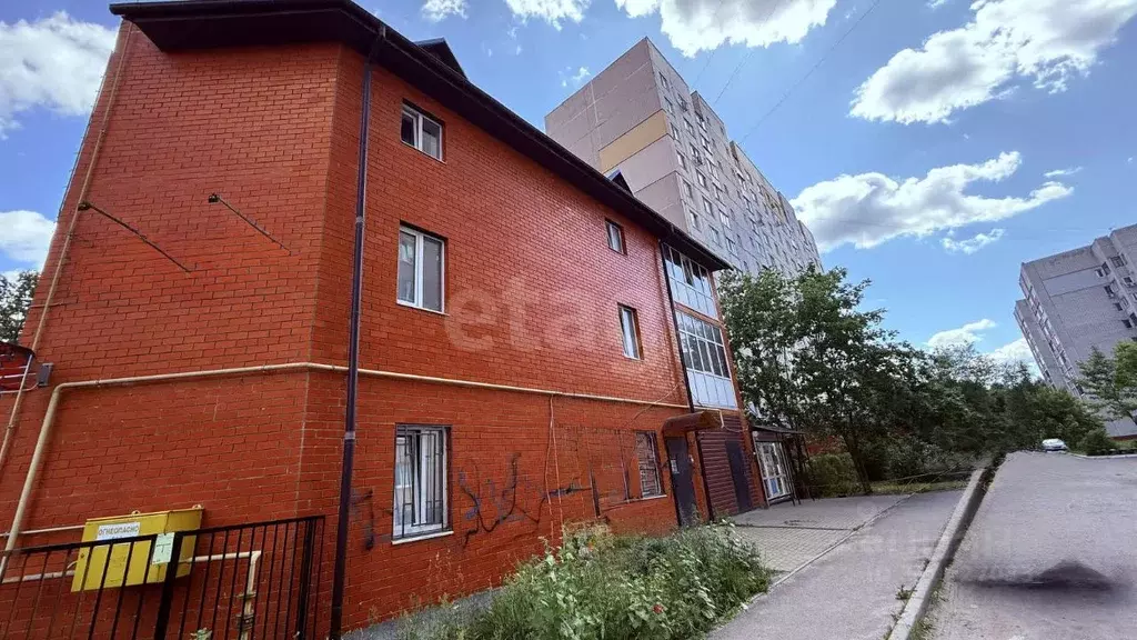 Торговая площадь в Брянская область, Брянск Литейная ул., 51А (368 м) - Фото 1