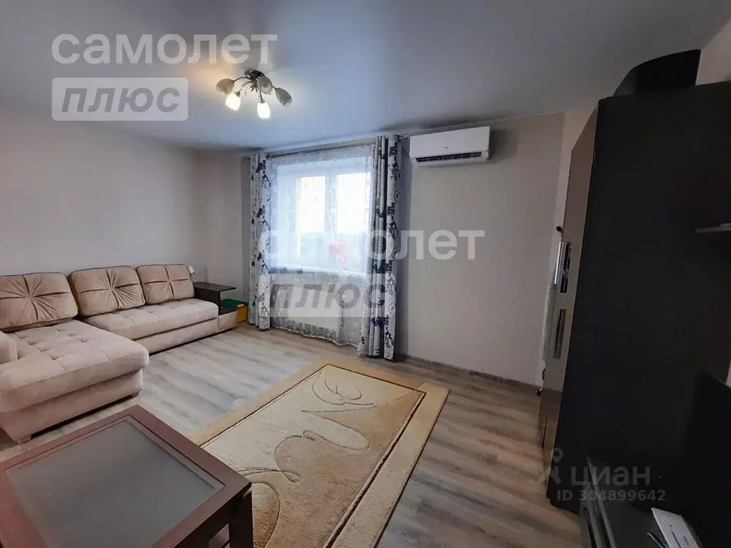 1-к кв. Тюменская область, Тюмень Таврическая ул., 9к4 (42.2 м) - Фото 1