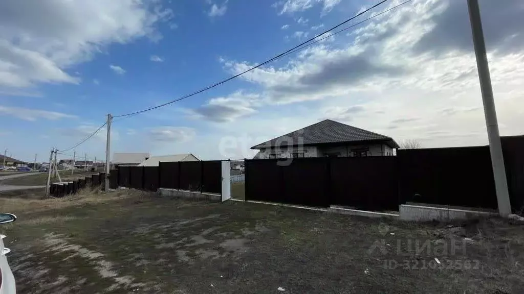 Дом в Белгородская область, Старый Оскол ул. Ливенская (135 м) - Фото 0