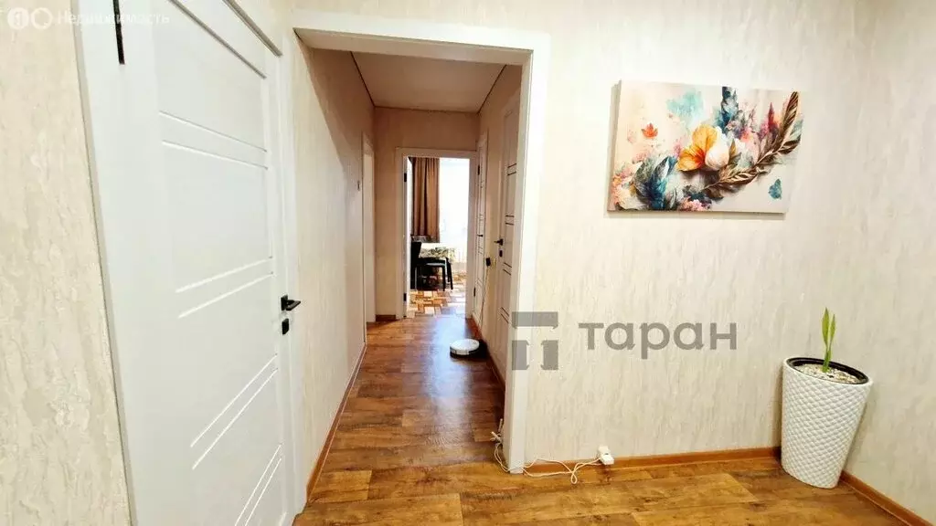 3-комнатная квартира: Челябинск, проспект Победы, 380 (67.1 м) - Фото 2